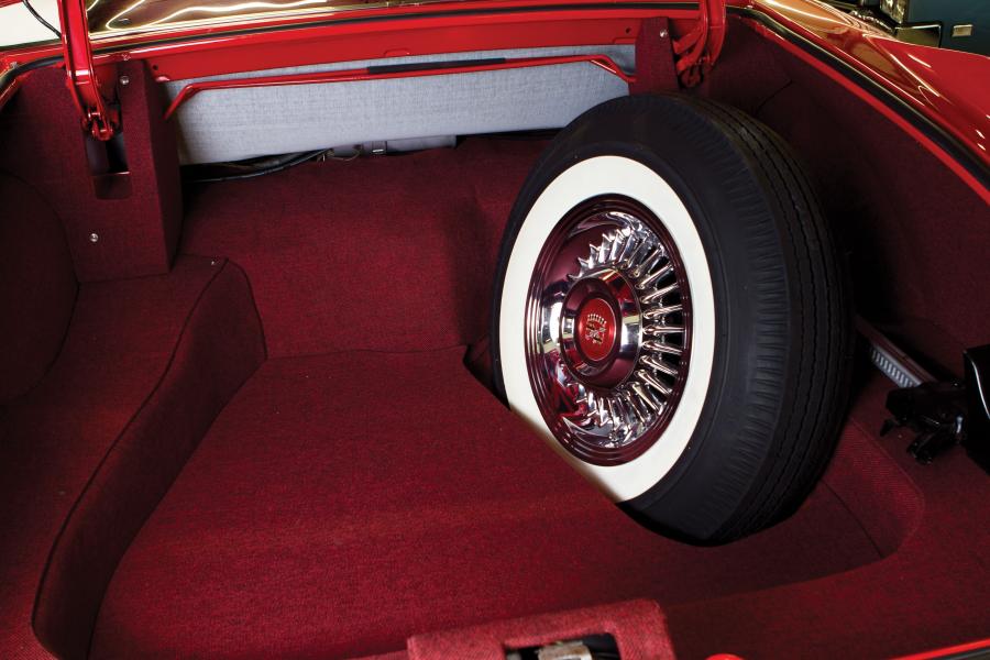  Cadillac Eldorado Biarritz Convertible 1957 года  (фото 31 из 98)